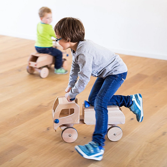 Dynamiko loopwagen vrachtwagen blauw Dynamiko loopwagen vrachtwagen blauw