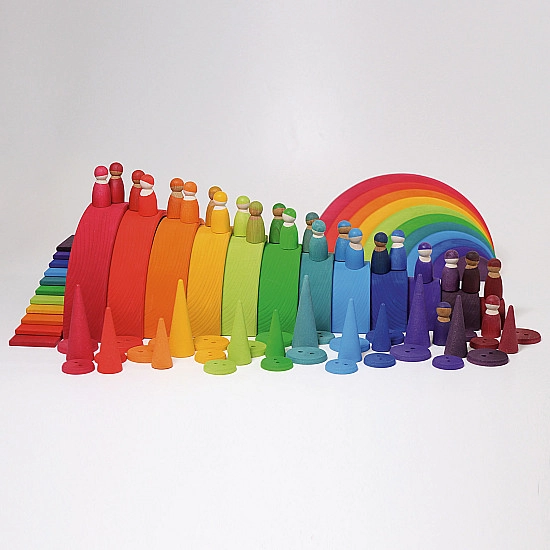Grimm's Bos met bomen regenboog