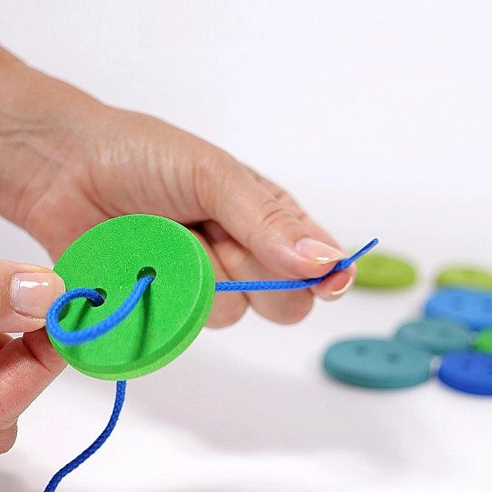 Grimm's Rijgspel grote schijven regenboog kleuren