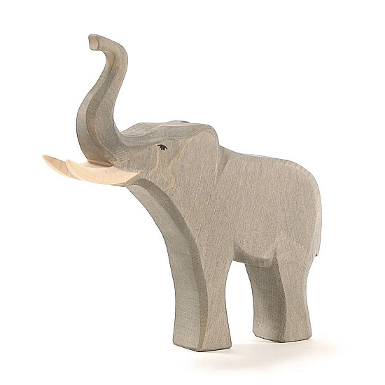 Ostheimer Olifant man trompetterend