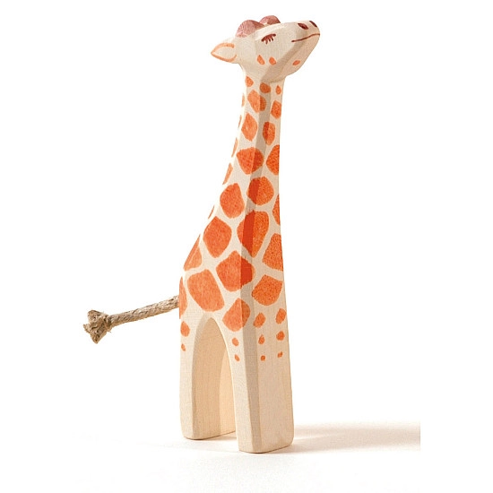 Ostheimer Giraffe klein omhoog kijkend