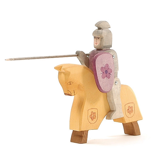 Ostheimer Ridder rijdend rood