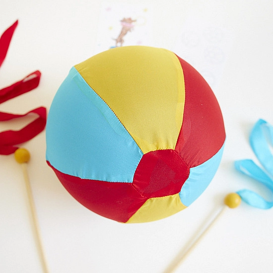 Sarah's Silks Speelzijde in de Post pakket Augustus